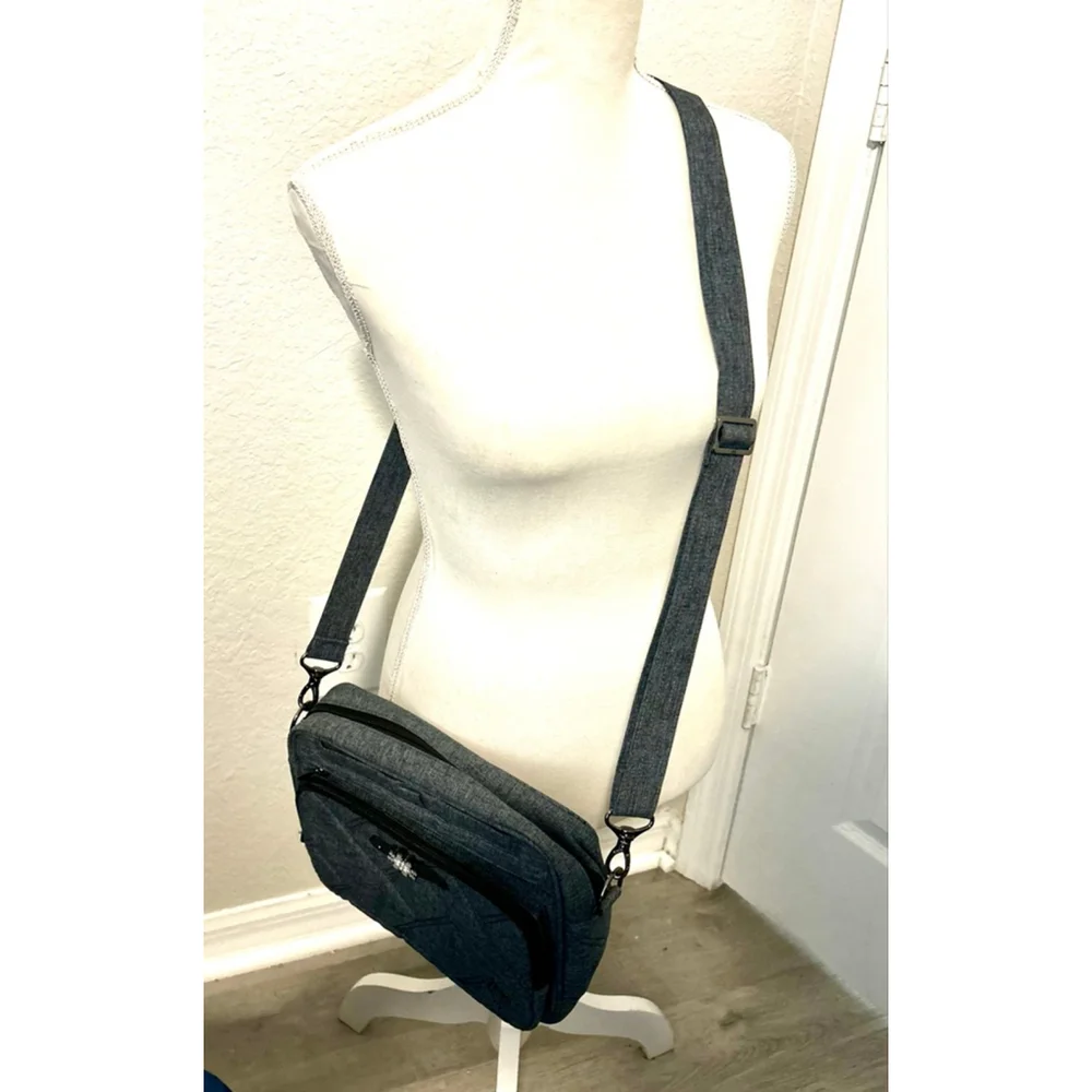 Lug Carousel XL 2 Crossbody Bag in Heather Grey